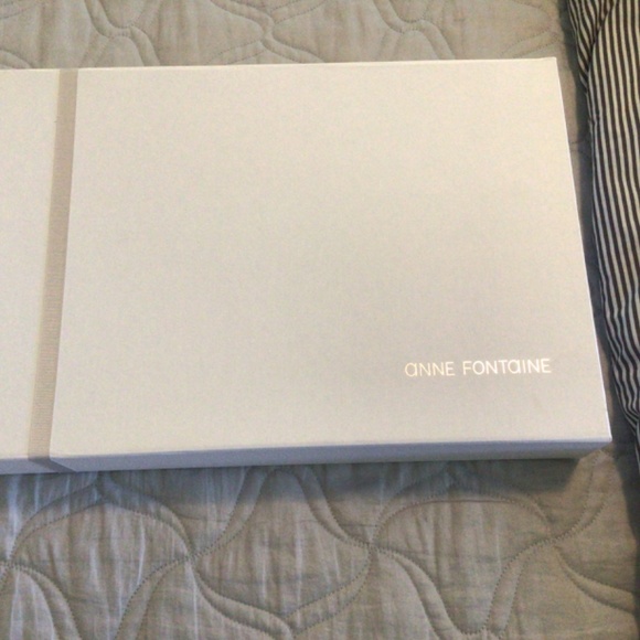 Anne Fontaine Light Blue Lace Short Sleeve Top - Picture 9 of 12